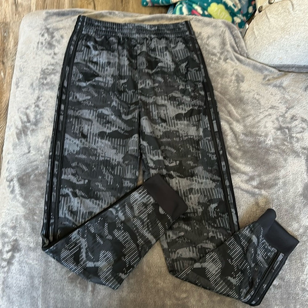 Boys Adidas large